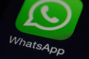 WhatsApp app screen, location unknown